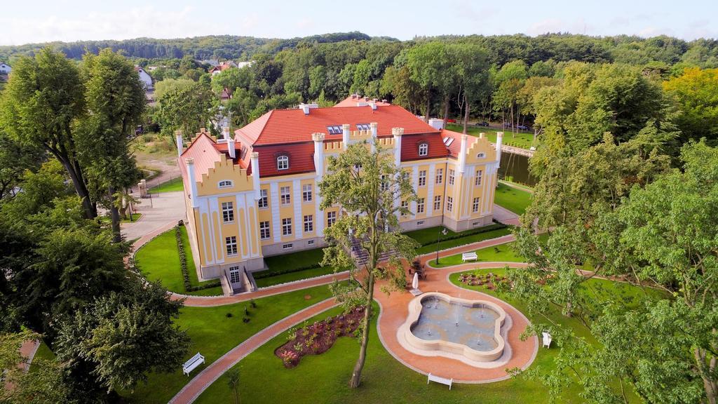 Relais & Chateaux Hotel Quadrille - Adults Only Gdynia Esterno foto